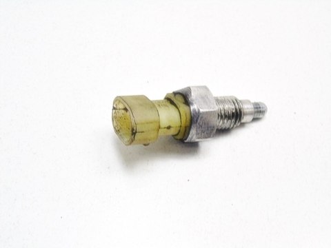 WŁĄCZNIK STECZNEGO 1.2 16V CORSA C D ASTRA H AGILA WŁĄCZNIK STECZNEGO 1.2 16V CORSA C D ASTRA H AGILA