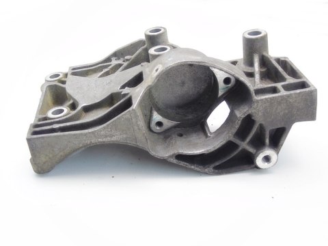 ŁAPA SILNIKA NAPINACZA 2.0 CDTI INSIGNIA ZAFIRA C ŁAPA SILNIKA NAPINACZA 2.0 CDTI INSIGNIA ZAFIRA C