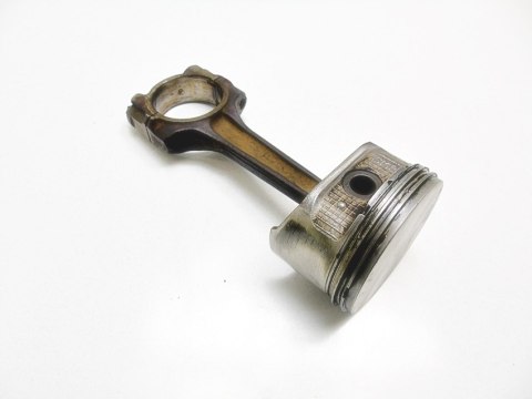 TŁOK KORBOWÓD 1.8 16V 407 406 C5 XSARA PICASSO TŁOK KORBOWÓD 1.8 16V 407 406 C5 XSARA PICASSO