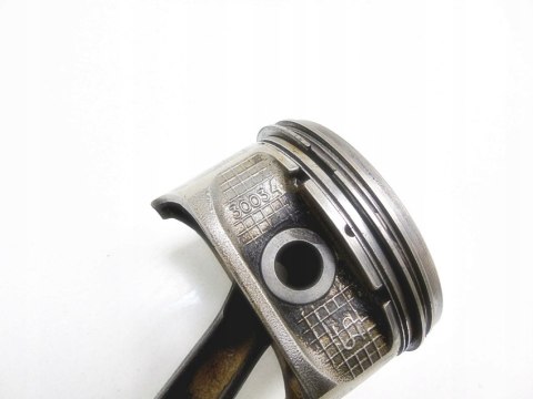 TŁOK KORBOWÓD 1.8 16V 407 406 C5 XSARA PICASSO TŁOK KORBOWÓD 1.8 16V 407 406 C5 XSARA PICASSO