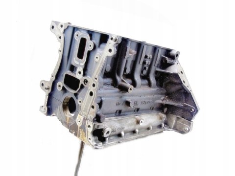 BLOK SILNIKA A12XER 1.2 16V CORSA D AVEO 55561961 BLOK SILNIKA A12XER 1.2 16V CORSA D AVEO 55561961