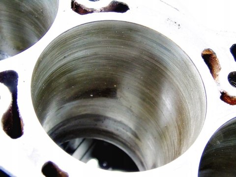 BLOK SILNIKA A12XER 1.2 16V CORSA D AVEO 55561961 BLOK SILNIKA A12XER 1.2 16V CORSA D AVEO 55561961