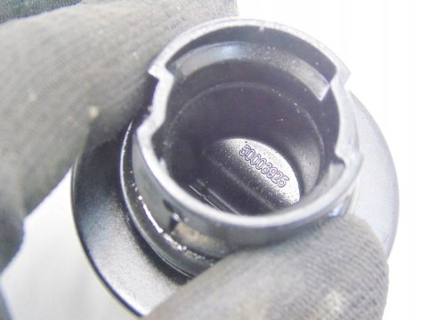 KOREK WLEWU OLEJU 2.0 CDTI INSIGNIA ZAFIRA C ASTRA KOREK WLEWU OLEJU 2.0 CDTI INSIGNIA ZAFIRA C ASTRA