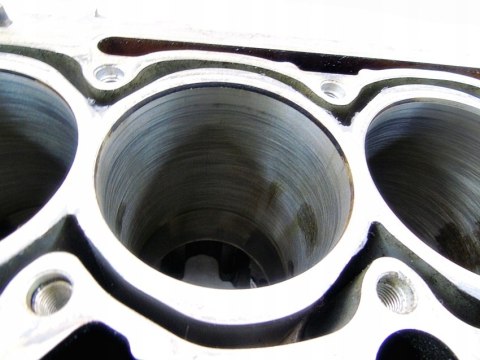 BLOK BFS 06B103019H 1.6 8V NEW BEETLE A3 BORA LEON BLOK BFS 06B103019H 1.6 8V NEW BEETLE A3 BORA LEON