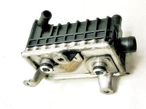 CHŁODNICZKA OLEJU BMW 1.7 TDS E36 318 CHŁODNICZKA OLEJU BMW 1.7 TDS E36 318