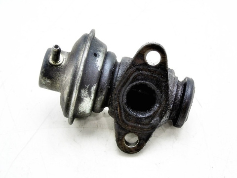 ZAWÓR EGR 1.9 DTI SCENIC VOLVO S40 V40 CLIO II ZAWÓR EGR 1.9 DTI SCENIC VOLVO S40 V40 CLIO II