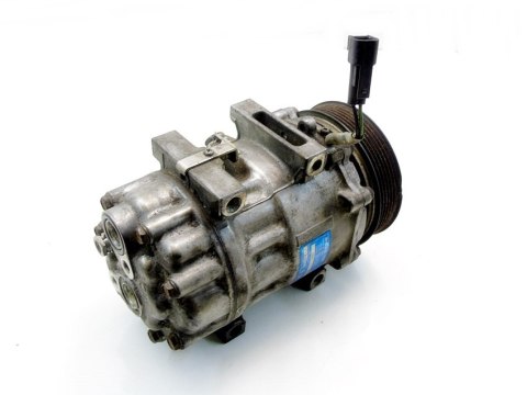 KOMPRESOR KLIMY 2.0 D V50 C70 II C30 S40 2 FOCUS 2 KOMPRESOR KLIMY 2.0 D V50 C70 II C30 S40 2 FOCUS 2