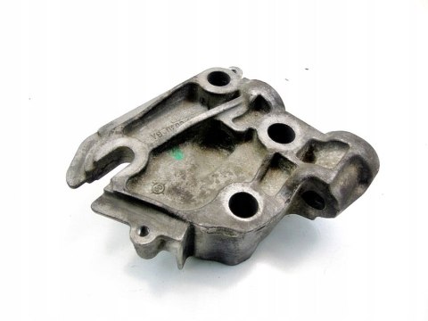 ŁAPA WSPORNIK SILNIKA 2.0 D V50 C70 C30 S40 II ŁAPA WSPORNIK SILNIKA 2.0 D V50 C70 C30 S40 II