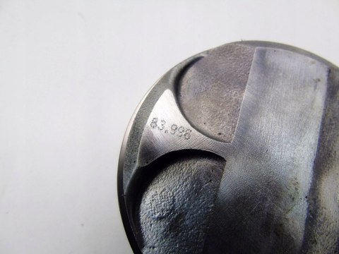 TŁOK N45 1.6 BMW 116 316 I TI CI E90 E81 E87 E46 TŁOK N45 1.6 BMW 116 316 I TI CI E90 E81 E87 E46