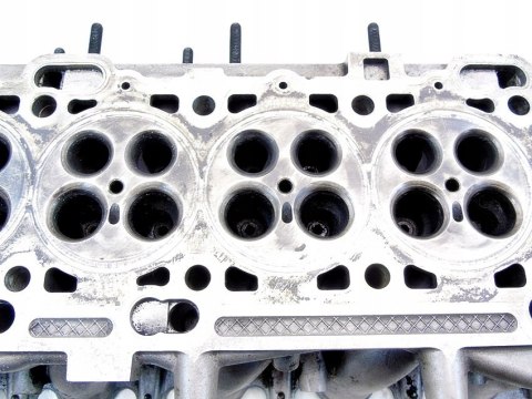 GŁOWICA GOŁA 2.4 D S80 V70 II S60 XC90 XC70 GŁOWICA GOŁA 2.4 D S80 V70 II S60 XC90 XC70