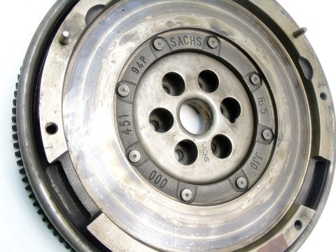 KOŁO DWUMASOWE 1.8 16V ASTRA H J ZAFIRA B INSIGNIA KOŁO DWUMASOWE 1.8 16V ASTRA H J ZAFIRA B INSIGNIA