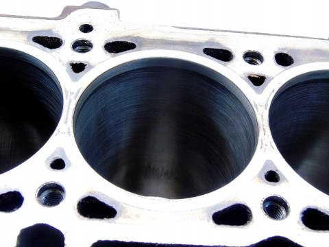 BLOK 077144 1.4 16V CLIO 2 MEGANE 2 THALIA SCENIC BLOK 077144 1.4 16V CLIO 2 MEGANE 2 THALIA SCENIC