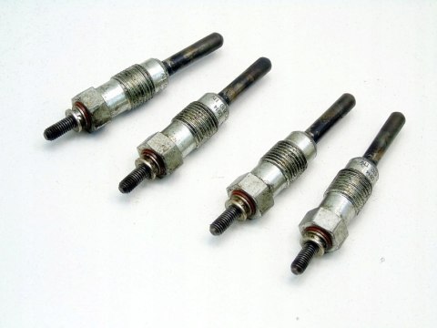 ŚWIECE ŻAROWE 2.4 D TD LUBLIN ANDORIA HONKER GAZ ŚWIECE ŻAROWE 2.4 D TD LUBLIN ANDORIA HONKER GAZ