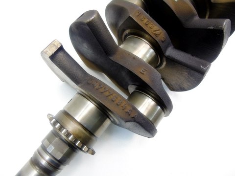WAŁ KORBOWY 1.6 16V MINI ONE COOPER R50 R52 R53 WAŁ KORBOWY 1.6 16V MINI ONE COOPER R50 R52 R53