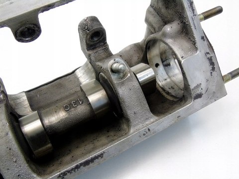 WAŁEK OBUDOWA ROZRZĄDU 2.4 D LUBLIN ANDORIA GAZ WAŁEK OBUDOWA ROZRZĄDU 2.4 D LUBLIN ANDORIA GAZ
