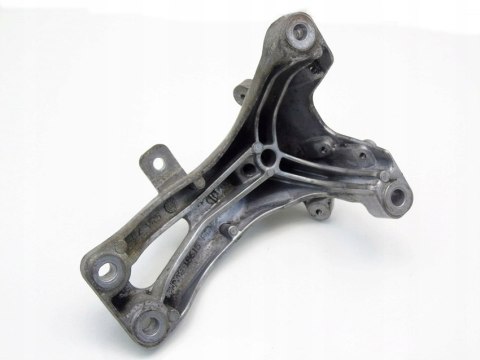 ŁAPA SILNIKA 2.7 3.0 TDI AUDI A6 C6 Q5 A5 A4 B8 ŁAPA SILNIKA 2.7 3.0 TDI AUDI A6 C6 Q5 A5 A4 B8