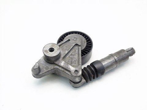 NAPINACZ PASKA 2.7 3.0 TDI AUDI A6 C6 Q5 A5 A4 B8 NAPINACZ PASKA 2.7 3.0 TDI AUDI A6 C6 Q5 A5 A4 B8
