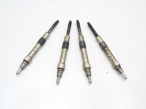 ŚWIECE ŻAROWE 1.9 JTD STILO BRAVO 2 147 159 DOBLO ŚWIECE ŻAROWE 1.9 JTD STILO BRAVO 2 147 159 DOBLO