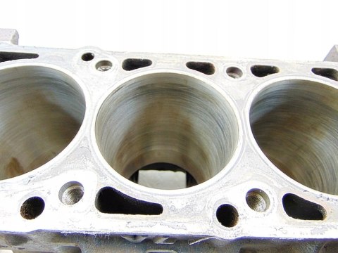 BLOK SILNIKA Z16SE 1.6 8V ASTRA G MERIVA A COMBO BLOK SILNIKA Z16SE 1.6 8V ASTRA G MERIVA A COMBO