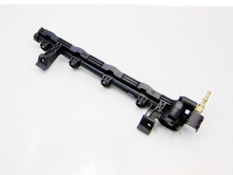 LISTWA WTRYSKOWA 1.6 16V FOCUS 2 C-MAX C30 S40 V50 LISTWA WTRYSKOWA 1.6 16V FOCUS 2 C-MAX C30 S40 V50