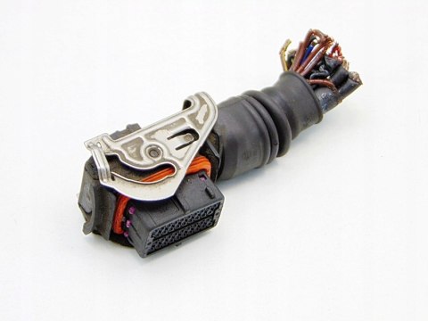 WTYCZKA STEROWNIK SILNIKA CORSA B 1.0 12V 1.2 16V WTYCZKA STEROWNIK SILNIKA CORSA B 1.0 12V 1.2 16V