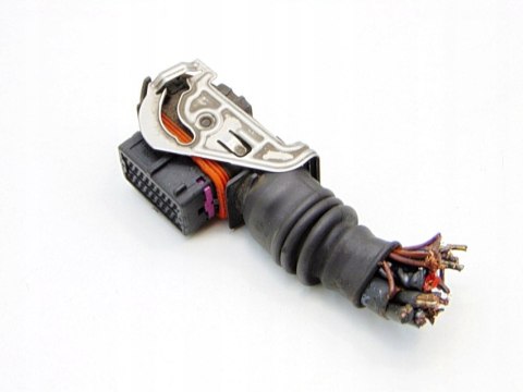 WTYCZKA STEROWNIK SILNIKA CORSA B 1.0 12V 1.2 16V WTYCZKA STEROWNIK SILNIKA CORSA B 1.0 12V 1.2 16V