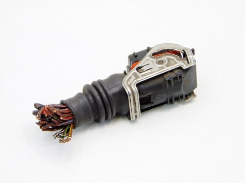 WTYCZKA STEROWNIK SILNIKA CORSA B 1.0 12V 1.2 16V WTYCZKA STEROWNIK SILNIKA CORSA B 1.0 12V 1.2 16V
