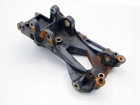ŁAPA SILNIKA 2.0 16V 407 C5 C4 307 XSARA 607 C8 ŁAPA SILNIKA 2.0 16V 407 C5 C4 307 XSARA 607 C8
