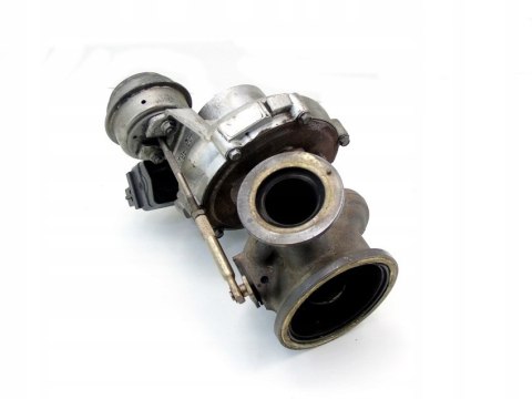 TURBOSPRĘŻARKA 4.4 BMW 550 650 750 F07 F11 F01 X5 TURBOSPRĘŻARKA 4.4 BMW 550 650 750 F07 F11 F01 X5
