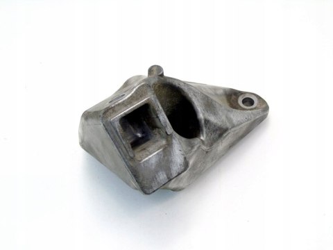 ŁAPA SILNIKA 4.4 BMW 550 650 750 F07 F11 F10 X5 ŁAPA SILNIKA 4.4 BMW 550 650 750 F07 F11 F10 X5