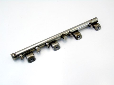 LISTWA WTRYSKOWA 4.4 BMW 550 650 750 F07 F11 X5 X6 LISTWA WTRYSKOWA 4.4 BMW 550 650 750 F07 F11 X5 X6