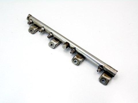LISTWA WTRYSKOWA 4.4 BMW 550 650 750 F07 F11 X5 X6 LISTWA WTRYSKOWA 4.4 BMW 550 650 750 F07 F11 X5 X6