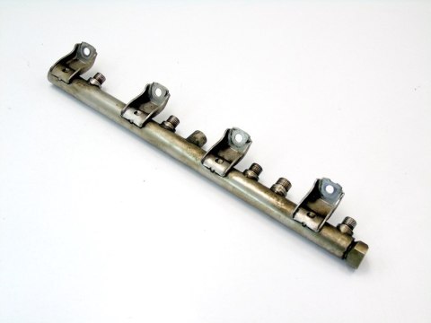LISTWA WTRYSKOWA 4.4 BMW 550 650 750 F07 F11 X5 X6 LISTWA WTRYSKOWA 4.4 BMW 550 650 750 F07 F11 X5 X6