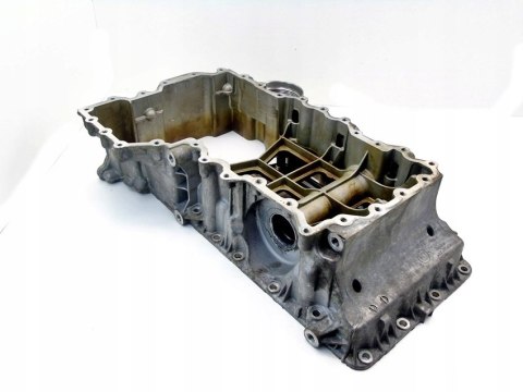 MISKA OLEJU 4.4 BMW 550 650 750 F07 F11 F10 X5 4X4 MISKA OLEJU 4.4 BMW 550 650 750 F07 F11 F10 X5 4X4