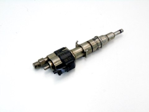 WTRYSKIWACZ 4.4 BMW 550 650 750 F07 X5 X6 7585261 WTRYSKIWACZ 4.4 BMW 550 650 750 F07 X5 X6 7585261