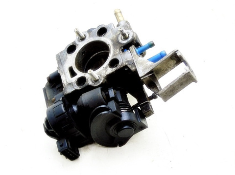 PRZEPUSTNICA OPEL 1.0 12V CORSA B 0132008600 PRZEPUSTNICA OPEL 1.0 12V CORSA B 0132008600