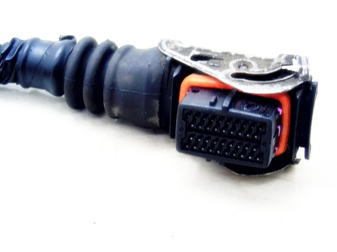 WTYCZKA STEROWNIKA OPEL 1.0 12V CORSA B WTYCZKA STEROWNIKA OPEL 1.0 12V CORSA B