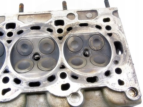 GŁOWICA 1.4 16V ASTRA J CORSA E ADAM MERIVA B AVEO GŁOWICA 1.4 16V ASTRA J CORSA E ADAM MERIVA B AVEO