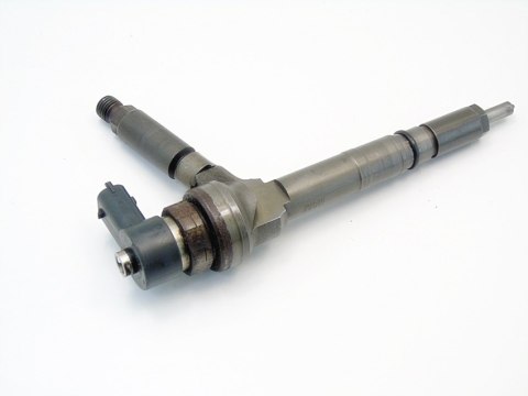 WTRYSKIWACZ 0445110174 1.7 CDTI ASTRA G H CORSA C WTRYSKIWACZ 0445110174 1.7 CDTI ASTRA G H CORSA C