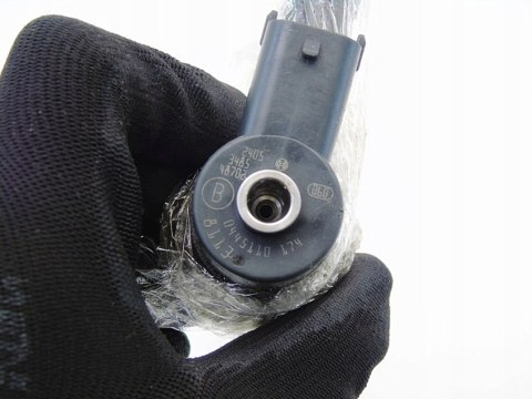 WTRYSKIWACZ 0445110174 1.7 CDTI ASTRA G H CORSA C WTRYSKIWACZ 0445110174 1.7 CDTI ASTRA G H CORSA C