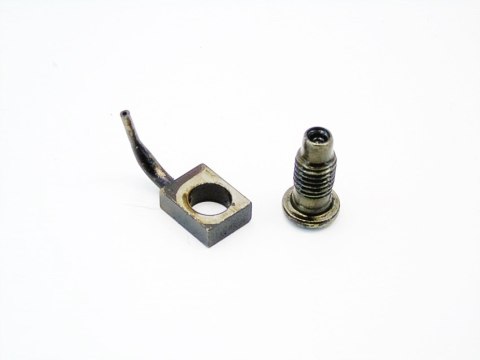 DYSZA OLEJU 1.6 8V A3 GOLF 4 BORA OCTAVIA LEON POL DYSZA OLEJU 1.6 8V A3 GOLF 4 BORA OCTAVIA LEON POL