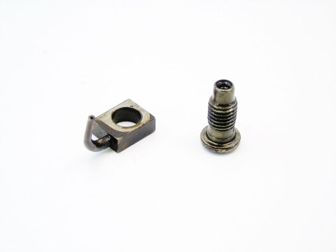 DYSZA OLEJU 1.6 8V A3 GOLF 4 BORA OCTAVIA LEON POL DYSZA OLEJU 1.6 8V A3 GOLF 4 BORA OCTAVIA LEON POL