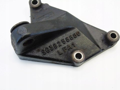 ŁAPA SILNIKA 2.5 D 12V BOXER JUMPER T9A 9638258880 ŁAPA SILNIKA 2.5 D 12V BOXER JUMPER T9A 9638258880