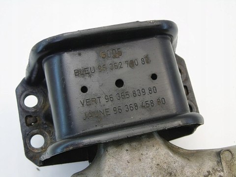 ŁAPA WSPORNIK PODUSZKA SILNIKA 1.4 16V 307 C4 ŁAPA WSPORNIK PODUSZKA SILNIKA 1.4 16V 307 C4