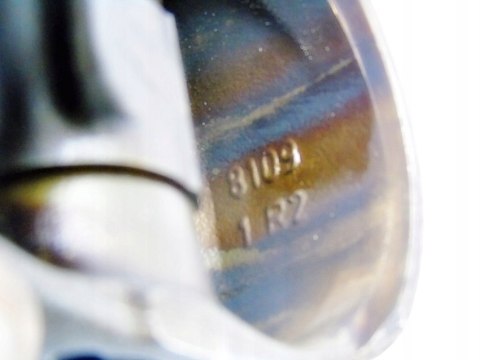 TŁOK 8109 KORBOWÓD 027B 1.8 20V PASSAT AUDI A4 A6 TŁOK 8109 KORBOWÓD 027B 1.8 20V PASSAT AUDI A4 A6