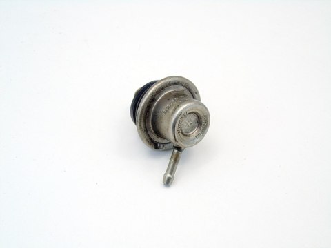 ZAWÓR PALIWA 1.6 8V A3 GOLF 4 BORA OCTAVIA LEON ZAWÓR PALIWA 1.6 8V A3 GOLF 4 BORA OCTAVIA LEON