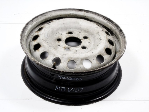 FELGA VITO W638 15'' ET60 5x112 6384011501 FELGA VITO W638 15'' ET60 5x112 6384011501