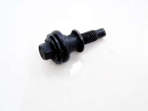 ŚRUBA POKRYWY ZAWORÓW 2.0 TDCI FORD MONDEO MK3 ŚRUBA POKRYWY ZAWORÓW 2.0 TDCI FORD MONDEO MK3