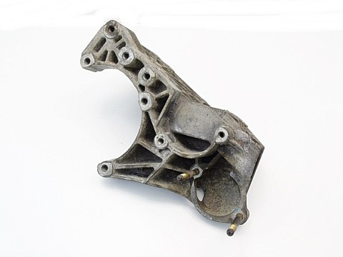 ŁAPA SILNIKA 1.8 16V LACETTI NUBIRA 96376273 ŁAPA SILNIKA 1.8 16V LACETTI NUBIRA 96376273