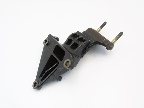ŁAPA SILNIKA 1.8 16V LACETTI NUBIRA 96499045 ŁAPA SILNIKA 1.8 16V LACETTI NUBIRA 96499045